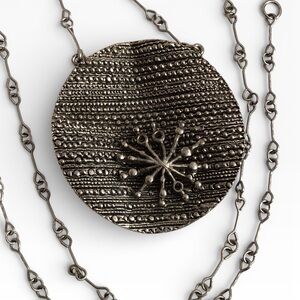 Textured Abstract Atomic Age Attached Pendant Necklace 32 Inches